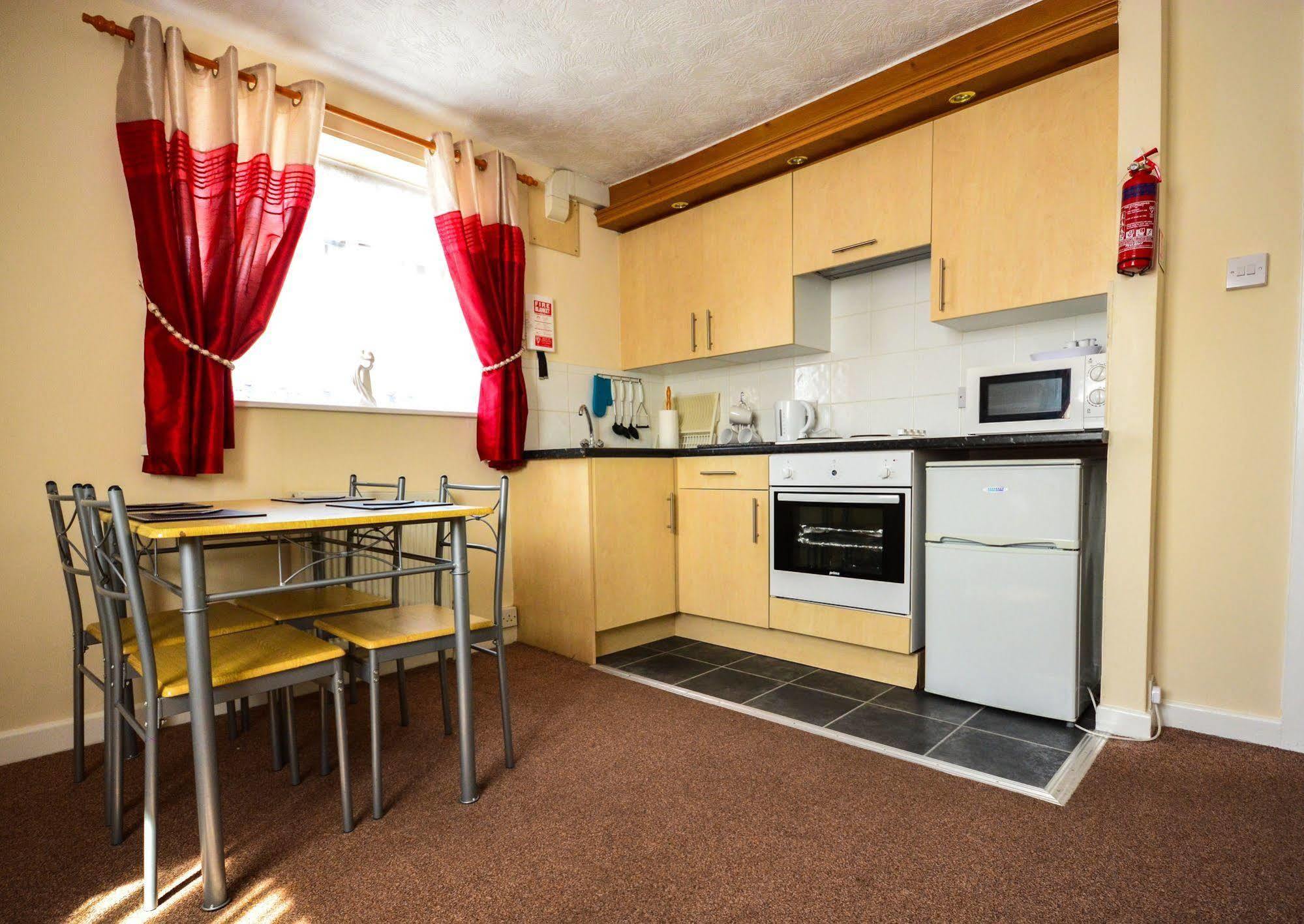 Beachcliffe Holiday Apartments Blackpool Exterior foto